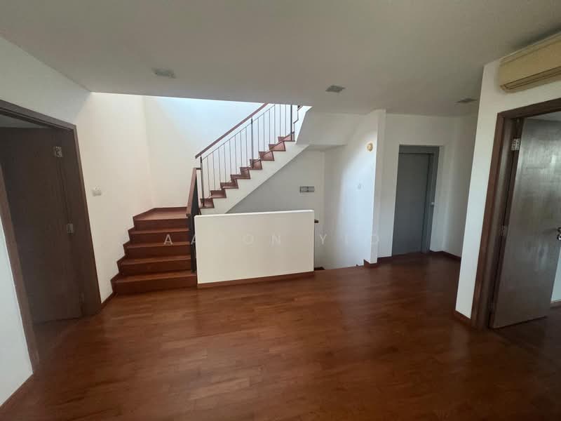 C.H.E.A.P 4 STOREY SEMI-DETACHED FOR RENT D27, Wak Hassan, 5 Bedrooms, 4,618 sqft, Semi-Detached House For Rent, by Aaron Yeo, 500109618 - Interior - PropertyGuru.com.sg
