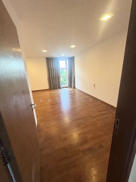 C.H.E.A.P 4 STOREY SEMI-DETACHED FOR RENT D27, Wak Hassan, 5 Bedrooms, 4,618 sqft, Semi-Detached House For Rent, by Aaron Yeo, 500109618 - Interior - PropertyGuru.com.sg