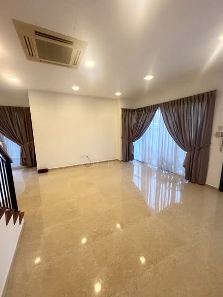 C.H.E.A.P 4 STOREY SEMI-DETACHED FOR RENT D27, Wak Hassan, 5 Bedrooms, 4,618 sqft, Semi-Detached House For Rent, by Aaron Yeo, 500109618 - PropertyGuru.com.sg