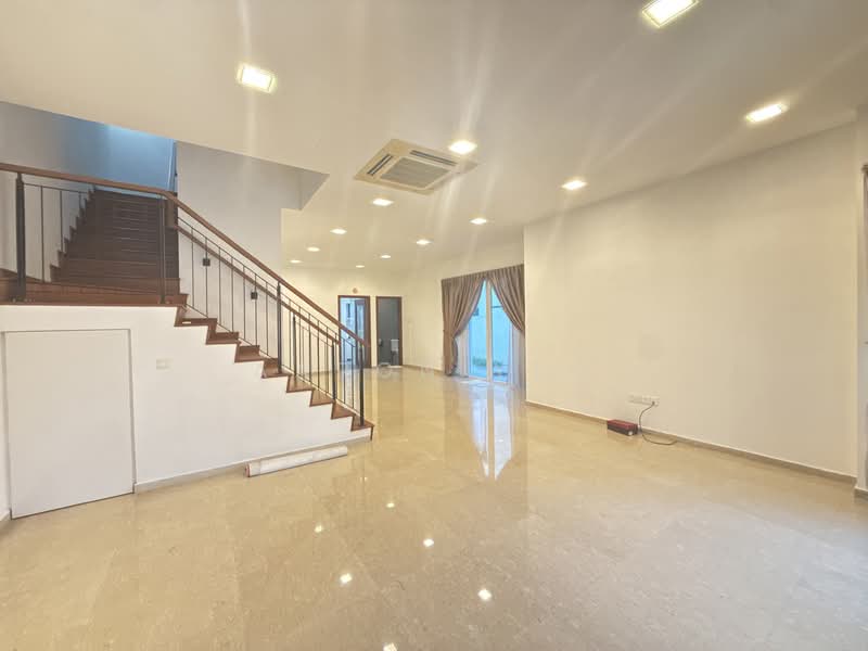 For Rent - C.H.E.A.P 4 STOREY SEMI-DETACHED FOR RENT D27