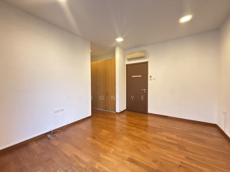 For Rent - C.H.E.A.P 4 STOREY SEMI-DETACHED FOR RENT D27