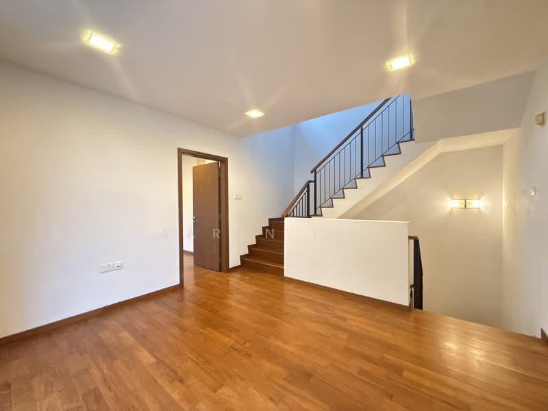 For Rent - C.H.E.A.P 4 STOREY SEMI-DETACHED FOR RENT D27