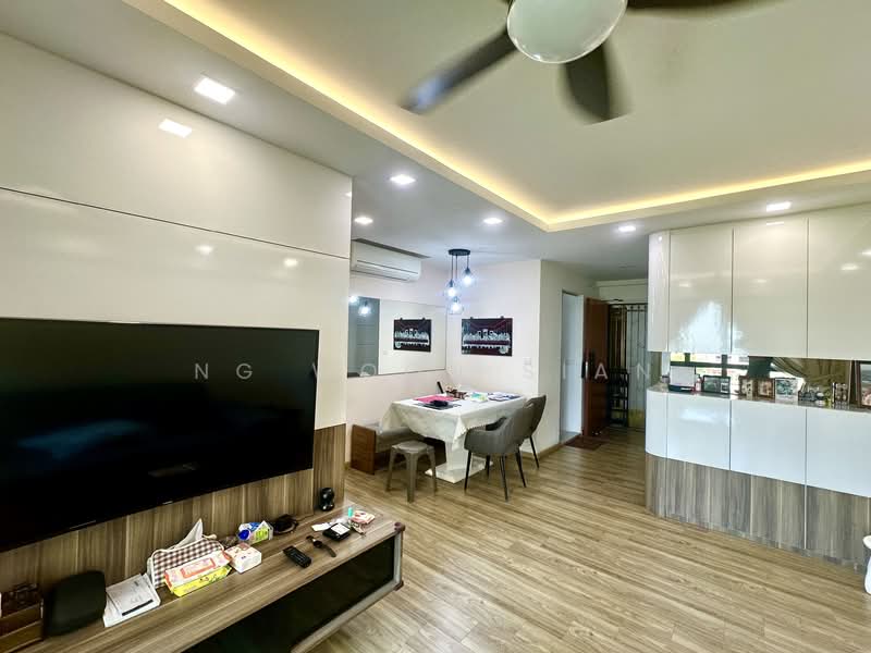 120B Punggol Edge, 120B Edgedale Plains, 3 Bedrooms, 1,001 sqft, HDB Flat For Sale, by Ng Woon Sian, 500109636 - Living Room - PropertyGuru.com.sg