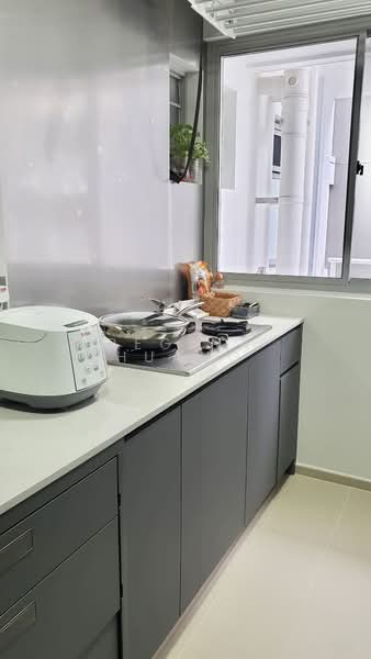 612A Tampines North Drive 1, 612A Tampines North Drive 1, 3 Bedrooms, 1,216 sqft, HDB Flat For Sale, by Regina Huang, 500109655 - Kitchen - PropertyGuru.com.sg
