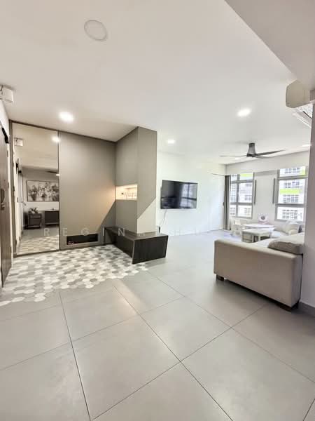 612A Tampines North Drive 1, 612A Tampines North Drive 1, 3 Bedrooms, 1,216 sqft, HDB Flat For Sale, by Regina Huang, 500109655 - Living Room - PropertyGuru.com.sg