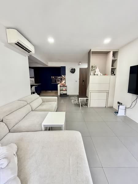612A Tampines North Drive 1, 612A Tampines North Drive 1, 3 Bedrooms, 1,216 sqft, HDB Flat For Sale, by Regina Huang, 500109655 - Living Room - PropertyGuru.com.sg