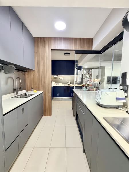 612A Tampines North Drive 1, 612A Tampines North Drive 1, 3 Bedrooms, 1,216 sqft, HDB Flat For Sale, by Regina Huang, 500109655 - Kitchen - PropertyGuru.com.sg