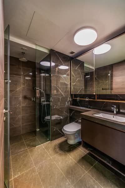 The Florence Residences, 99 Hougang Avenue 2, 2 Bedrooms, 635 sqft, Condominium For Sale, by HEATHER LIM, 500109656 - Bathroom - PropertyGuru.com.sg