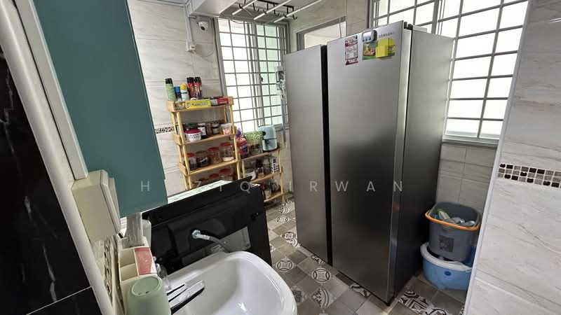 28 Jalan Klinik, 28 Jalan Klinik, 2 Bedrooms, 624 sqft, HDB Flat For Sale, by Haziq Irwan, 500109658 - Kitchen - PropertyGuru.com.sg