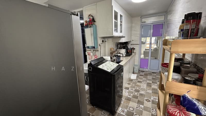 28 Jalan Klinik, 28 Jalan Klinik, 2 Bedrooms, 624 sqft, HDB Flat For Sale, by Haziq Irwan, 500109658 - Kitchen - PropertyGuru.com.sg