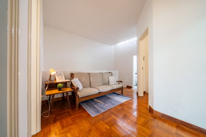 Terang Bulan Avenue, Terang Bulan Avenue, 6 Bedrooms, 3,500 sqft, Corner Terrace For Rent, by Ramzi Razak, 500109698 - Living Room - PropertyGuru.com.sg