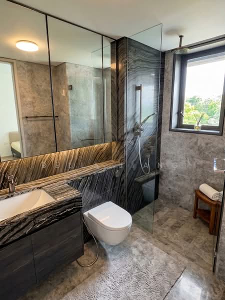 Margaret Ville, 20 Margaret Drive, 4 Bedrooms, 1,184 sqft, Apartment For Rent, by Bella Jiang, 500109705 - Bathroom - PropertyGuru.com.sg