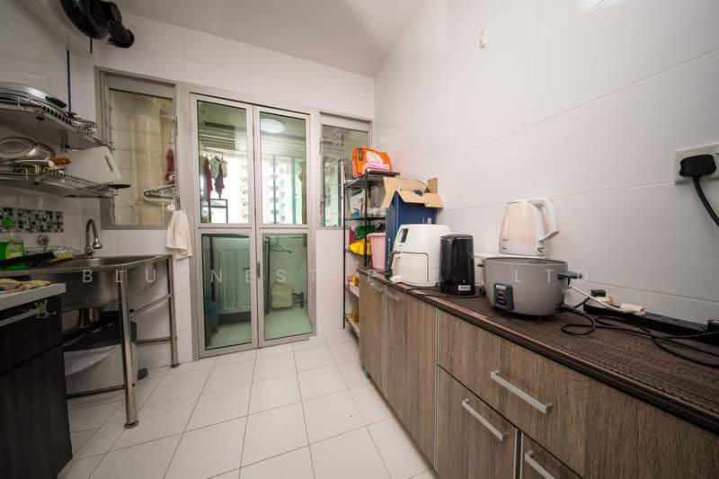 414B Fernvale Link, 414B Fernvale Link, 2 Bedrooms, 732 sqft, HDB Flat For Sale, by CLARENCE LIANG, 500109714 - Kitchen - PropertyGuru.com.sg