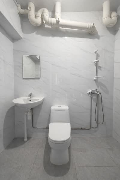 410 Sembawang Drive, 410 Sembawang Drive, 3 Bedrooms, 969 sqft, HDB Flat For Sale, by Priscilla Liang, 500109715 - Bathroom - PropertyGuru.com.sg