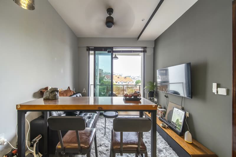 Urban Treasures, 205 Jalan Eunos, 1 Bedroom, 517 sqft, Condominium For Rent, by Shanice Lim, 500109717 - Living Room - PropertyGuru.com.sg