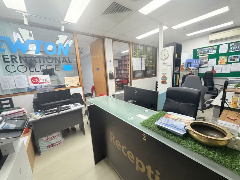 Parklane Shopping Mall, 35 Selegie Road, 549 sqft, Office For Sale, by Kensy ., 500109718 - Interior - CommercialGuru.com.sg