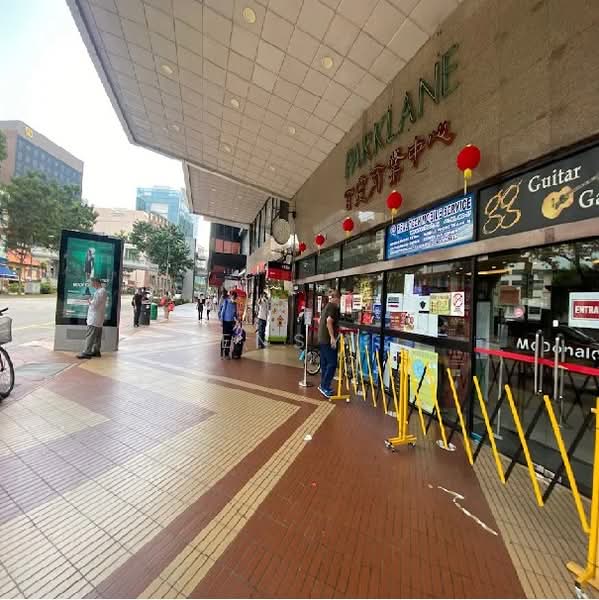 Parklane Shopping Mall, 35 Selegie Road, 549 sqft, Office For Sale, by Kensy ., 500109718 - Exterior - CommercialGuru.com.sg