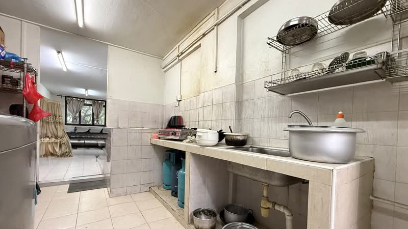 644 Hougang Avenue 8, 644 Hougang Avenue 8, 2 Bedrooms, 750 sqft, HDB Flat For Rent, by Cheryl Soh, 500109724 - Kitchen - PropertyGuru.com.sg