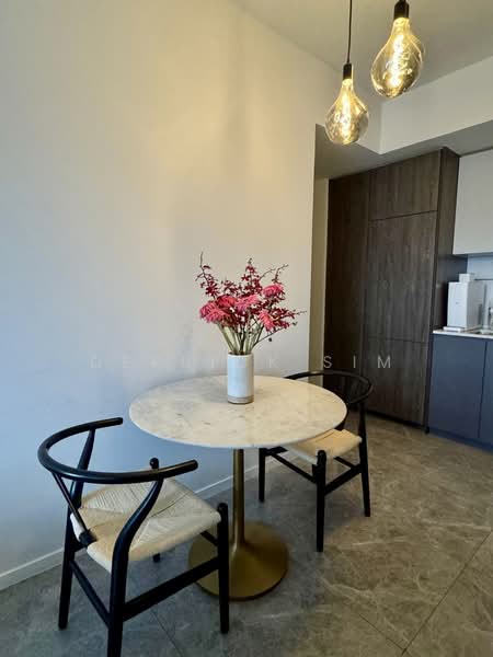 The M, 30 Middle Road, 2 Bedrooms, 743 sqft, Condominium For Rent, by Derrick Sim, 500109727 - Dining Area - PropertyGuru.com.sg