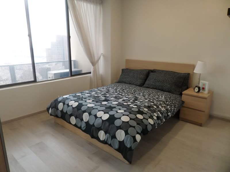 International Plaza, 10 Anson Road, 3 Bedrooms, 1,033 sqft, Apartment For Sale, by Vanessa Lim, 500109734 - Bedroom - PropertyGuru.com.sg