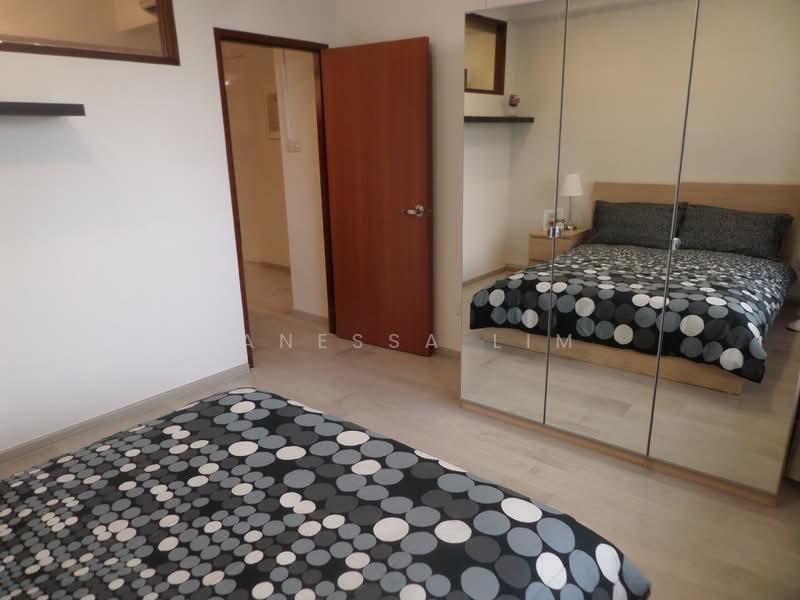 International Plaza, 10 Anson Road, 3 Bedrooms, 1,033 sqft, Apartment For Sale, by Vanessa Lim, 500109734 - Bedroom - PropertyGuru.com.sg