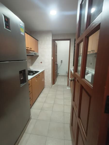 Simsville, 2 Geylang East Avenue 2, Room Rental, 200 sqft, Condominium For Rent, by Alan Huy, 500109743 - Kitchen - PropertyGuru.com.sg