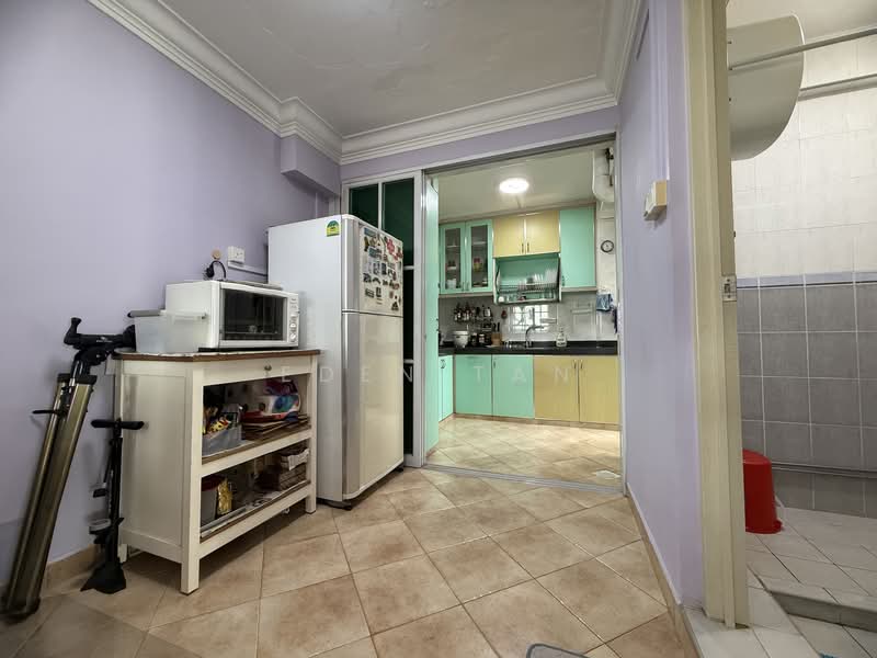 55 Geylang Bahru, 55 Geylang Bahru, 3 Bedrooms, 1,259 sqft, HDB Flat For Sale, by Eden Tan, 500109745 - Kitchen - PropertyGuru.com.sg