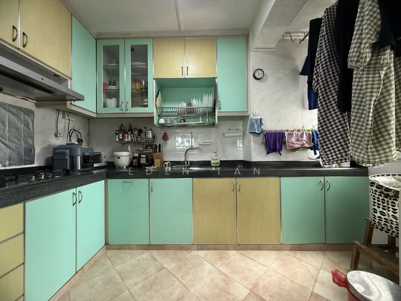55 Geylang Bahru, 55 Geylang Bahru, 3 Bedrooms, 1,259 sqft, HDB Flat For Sale, by Eden Tan, 500109745 - Kitchen - PropertyGuru.com.sg