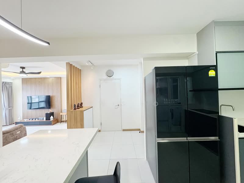 618B Tampines Street 61, 618B Tampines Street 61, 3 Bedrooms, 1,001 sqft, HDB Flat For Sale, by Lewis Ho, 500109750 - Living Room - PropertyGuru.com.sg