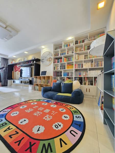 356B Admiralty Drive, 356B Admiralty Drive, 3 Bedrooms, 1,410 sqft, HDB Flat For Sale, by William Tan, 500109754 - Living Room - PropertyGuru.com.sg