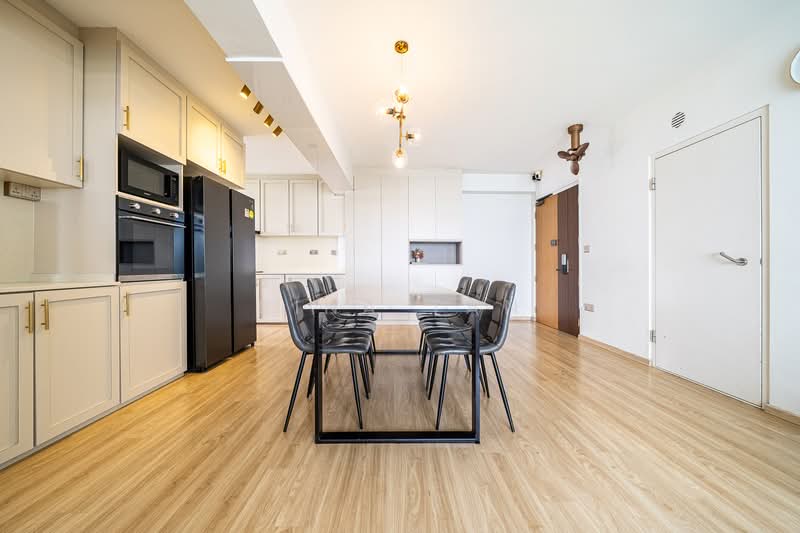 415D Northshore Drive, 415D Northshore Drive, 3 Bedrooms, 1,012 sqft, HDB Flat For Sale, by Rina Tan, 500109774 - Kitchen - PropertyGuru.com.sg