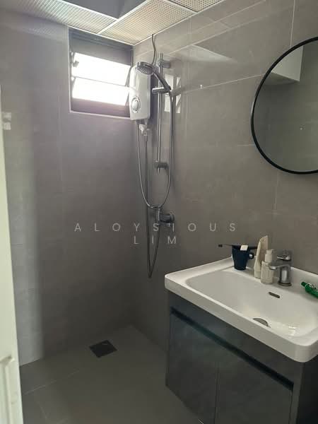 12C Marsiling Lane, 12C Marsiling Lane, 3 Bedrooms, 1,001 sqft, HDB Flat For Sale, by Aloysious Lim, 500109781 - Bathroom - PropertyGuru.com.sg
