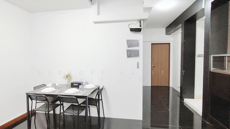 Parc Oasis, 49 Jurong East Avenue 1, Room Rental, 100 sqft, Condominium For Rent, by Bespoke Habitat Pte Ltd, 500109793 - 15-04 Dining Room - PropertyGuru.com.sg