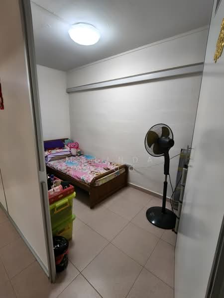 481 Jurong West Street 41, 481 Jurong West Street 41, 2 Bedrooms, 882 sqft, HDB Flat For Sale, by Melinda Choo, 500109797 - Half living room converted Bedroom - PropertyGuru.com.sg