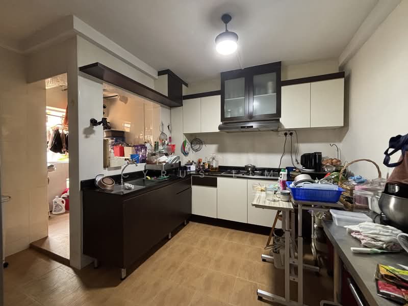 135 Pasir Ris Street 11, 135 Pasir Ris Street 11, 4 Bedrooms, 1,582 sqft, HDB Flat For Sale, by Cyrus Lim, 500109798 - Kitchen - PropertyGuru.com.sg