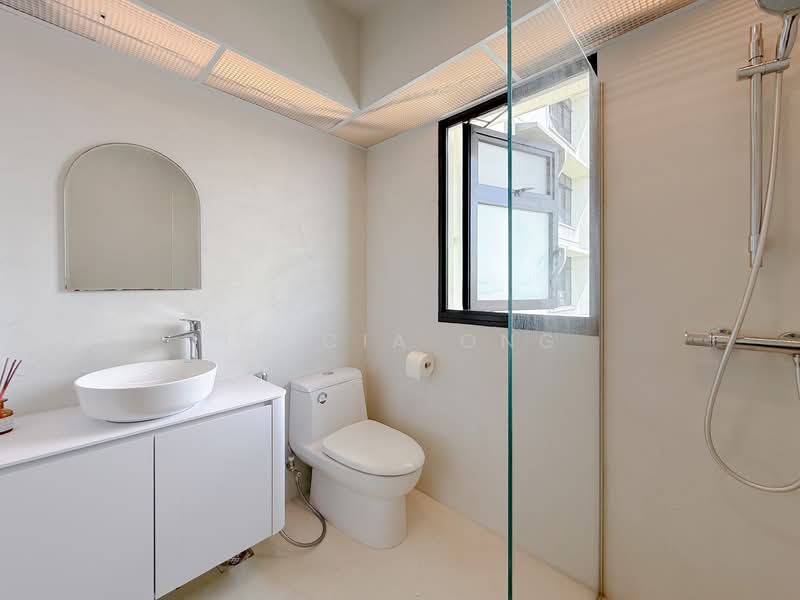 111A Alkaff Crescent, 111A Alkaff Crescent, 3 Bedrooms, 1,001 sqft, HDB Flat For Sale, by Tricia Ong, 500109804 - Bathroom - PropertyGuru.com.sg