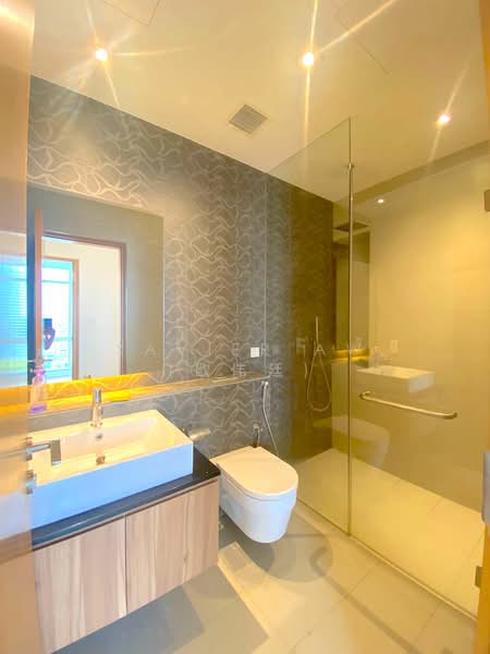Orchard Scotts, 11 Anthony Road, 4 Bedrooms, 3,369 sqft, Condominium For Rent, by Xavier Aw (欧伟廷), 500109825 - Bathroom - PropertyGuru.com.sg