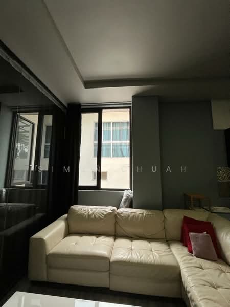 Level 2 Luxury 1 Bedroom Studio with Balcony Near Serangoon MRT, Lorong Penchalak, 1 Bedroom, 820 sqft, Semi-Detached House For Rent, by Simon Chuah, 500109828 - Living Room - PropertyGuru.com.sg