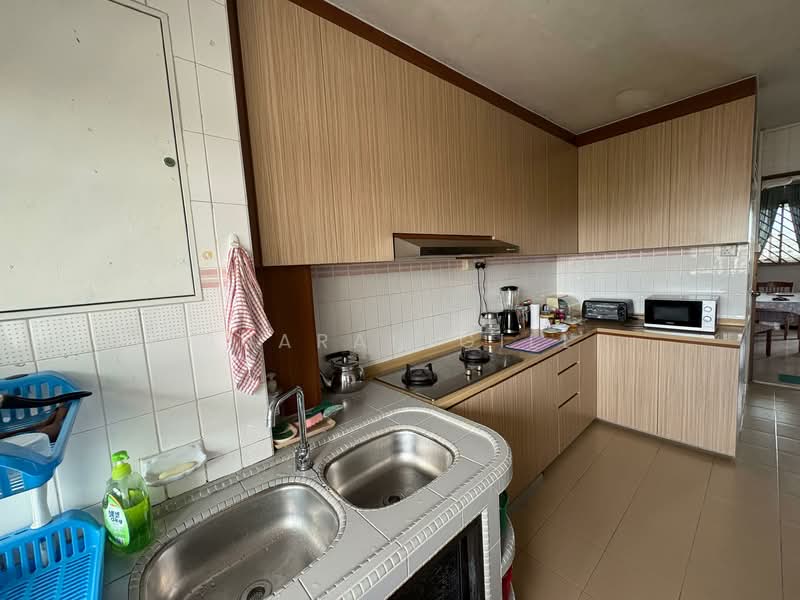 155 Simei Road, 155 Simei Road, Room Rental, 100 sqft, HDB Flat For Rent, by Sharan Gill, 500109858 - Kitchen - PropertyGuru.com.sg