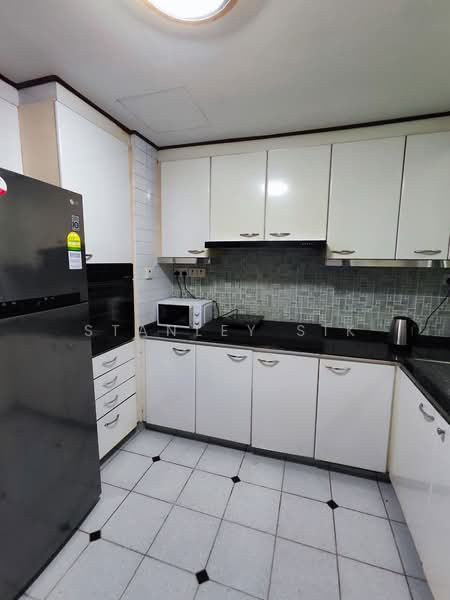 Springdale Condo, 45 Hindhede Walk, Room Rental, 54 sqft, Condominium For Rent, by Stanley Sik, 500109859 - Kitchen - PropertyGuru.com.sg