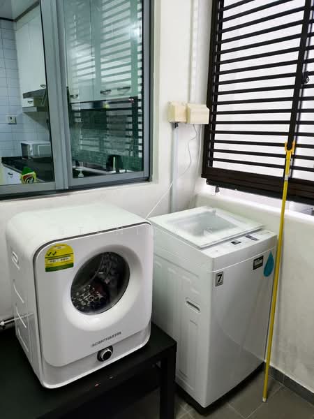 Springdale Condo, 45 Hindhede Walk, Room Rental, 54 sqft, Condominium For Rent, by Stanley Sik, 500109859 - Kitchen - PropertyGuru.com.sg