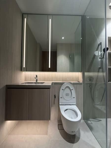 St. Martin Residence, 2 Saint Martin's Drive, 1 Bedroom, 570 sqft, Condominium For Sale, by GEORGE, 500109870 - Bathroom - PropertyGuru.com.sg