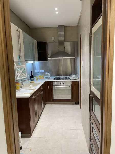 St. Martin Residence, 2 Saint Martin's Drive, 1 Bedroom, 570 sqft, Condominium For Sale, by CONTINENTAL REALTY PTE LTD, 500109870 - Kitchen - PropertyGuru.com.sg