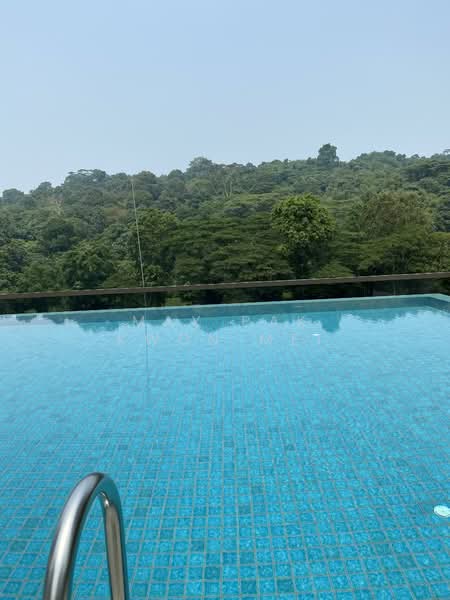 Midwood, 10 Hillview Rise, 2 Bedrooms, 700 sqft, Condominium For Sale, by May Pak Kwon Mei, 500109877 - Exterior - PropertyGuru.com.sg