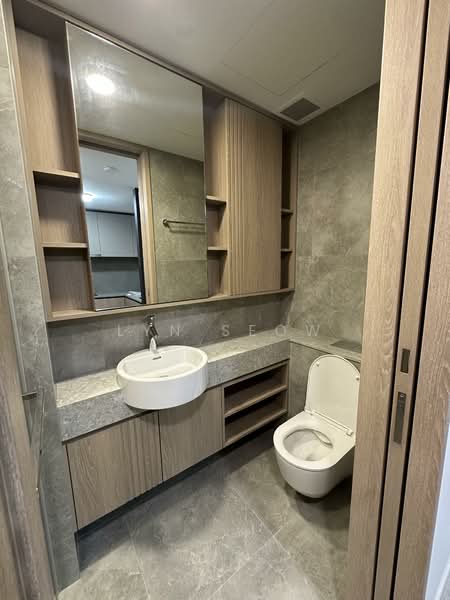 KI Residences At Brookvale, 6 Brookvale Drive, 2 Bedrooms, 753 sqft, Condominium For Rent, by Lyn Seow, 500109881 - Bathroom - PropertyGuru.com.sg