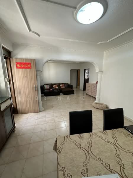 888 Tampines Street 81, 888 Tampines Street 81, 3 Bedrooms, 1,119 sqft, HDB Flat For Sale, by Sabrina Chua, 500109886 - Living Room - PropertyGuru.com.sg