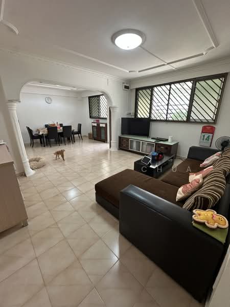 888 Tampines Street 81, 888 Tampines Street 81, 3 Bedrooms, 1,119 sqft, HDB Flat For Sale, by Sabrina Chua, 500109886 - Living Room - PropertyGuru.com.sg