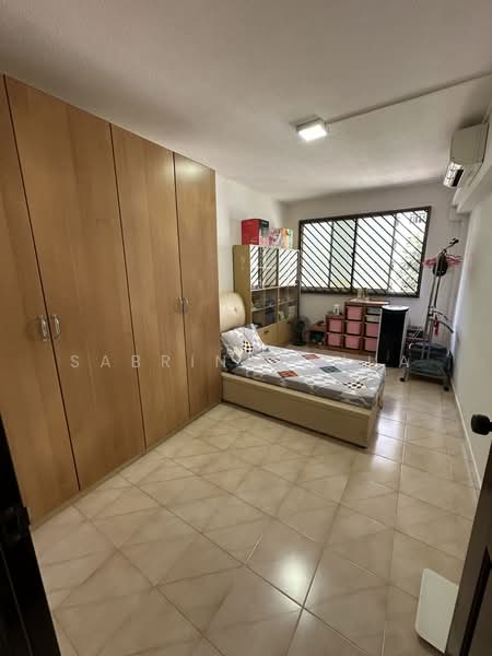 888 Tampines Street 81, 888 Tampines Street 81, 3 Bedrooms, 1,119 sqft, HDB Flat For Sale, by Sabrina Chua, 500109886 - Bedroom - PropertyGuru.com.sg