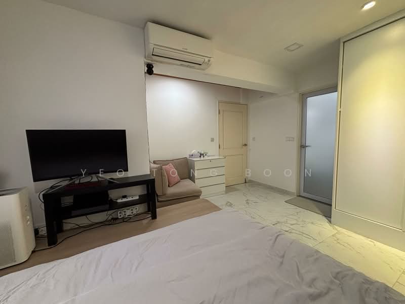 997B Buangkok Crescent, 997B Buangkok Crescent, 3 Bedrooms, 1,001 sqft, HDB Flat For Sale, by Yeo Tong Boon, 500109888 - Bedroom - PropertyGuru.com.sg