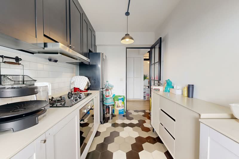 440A Fernvale Link, 440A Fernvale Link, 3 Bedrooms, 1,216 sqft, HDB Flat For Sale, by Torance Paul, 500109890 - Kitchen - PropertyGuru.com.sg